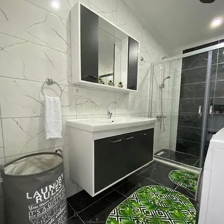 Апартаменты Queen Homes